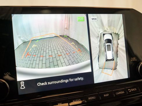 New 2025 Nissan Pathfinder Platinum w/ Lighting Package (N92) image 7