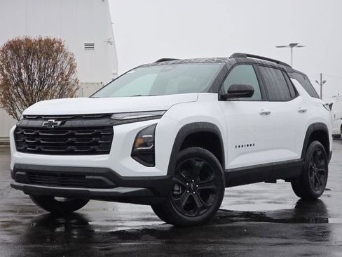 New 2026 Chevrolet Equinox LT w/ Convenience Package II image 2