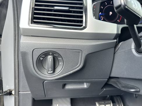 Used 2023 Volkswagen Atlas Cross Sport SEL Premium R-Line AWD/4WD image 27