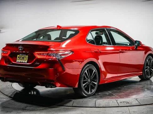 Certified 2019 Toyota Camry XSE image 6