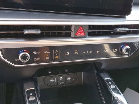 New 2026 Kia Sorento EX AWD/4WD image 14