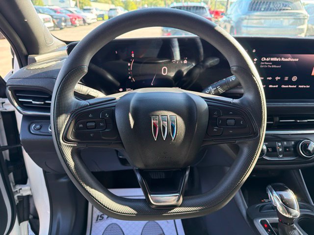 Used 2024 Buick Envista Preferred w/ Convenience II Package FWD image 15