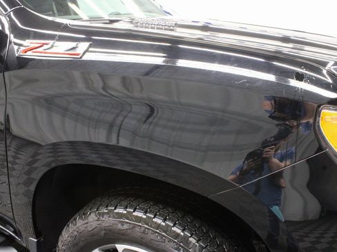 Used 2025 Chevrolet Silverado 1500 RST image 26