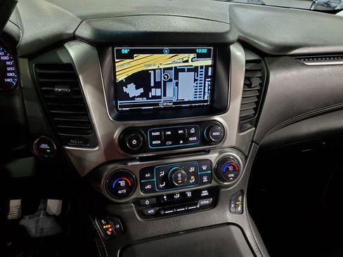 Used 2020 Chevrolet Suburban Premier image 29