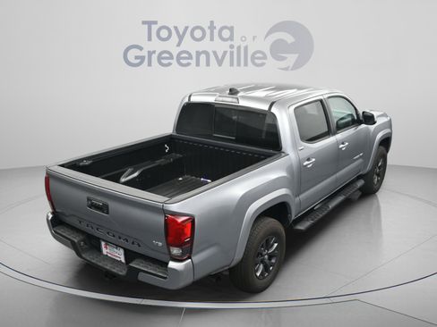 Used 2023 Toyota Tacoma SR5 w/ Technology Package RWD image 16