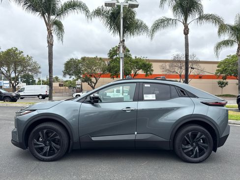 New 2026 Toyota C-HR AWD/4WD image 4
