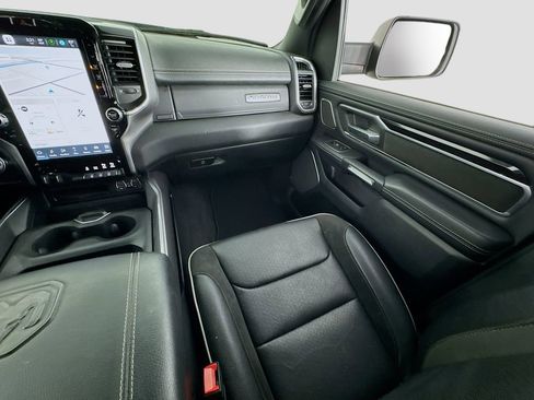 Used 2022 RAM 1500 Laramie AWD/4WD image 15