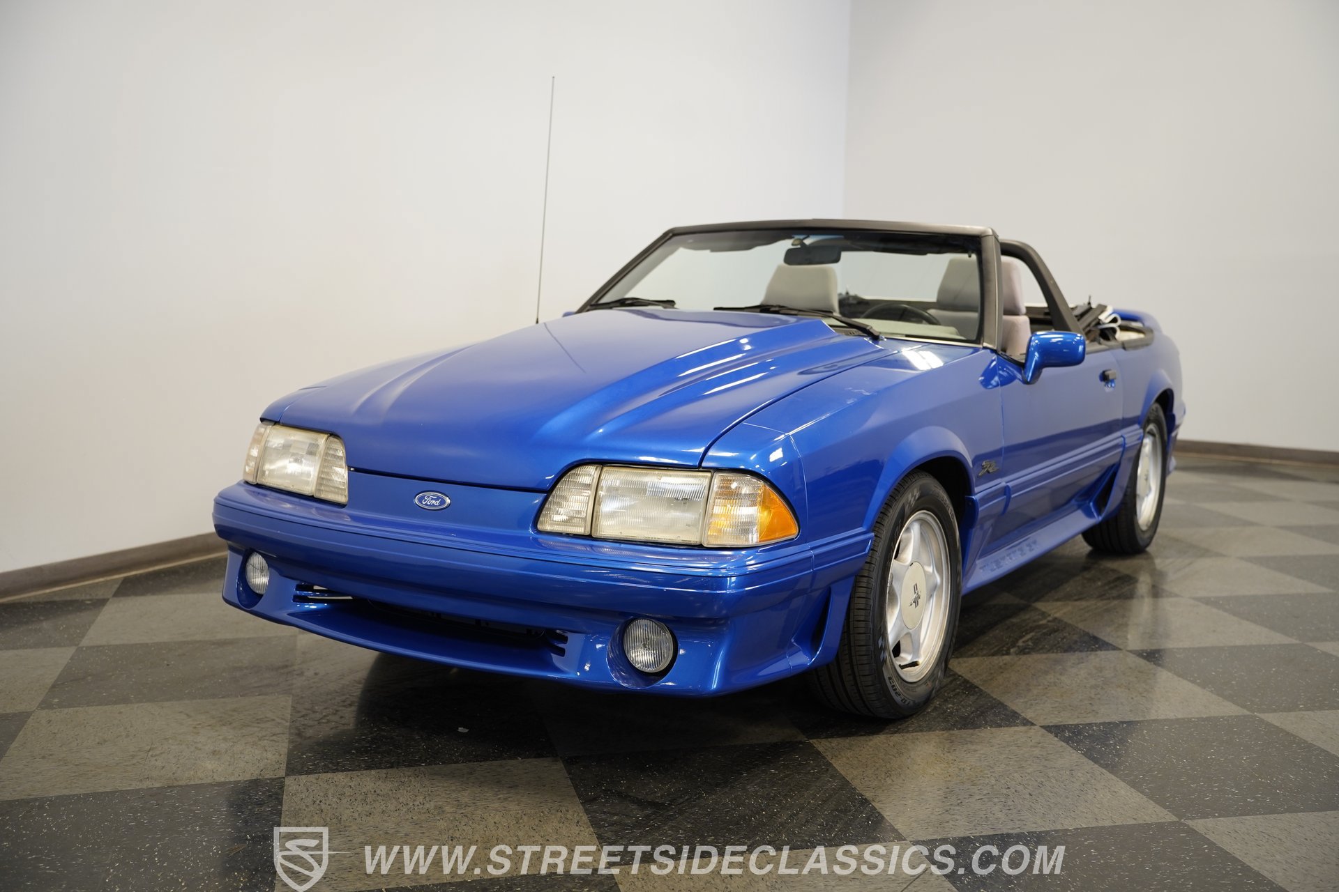 Used 1993 Ford Mustang GT RWD image 20