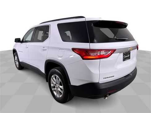Used 2021 Chevrolet Traverse LT image 6
