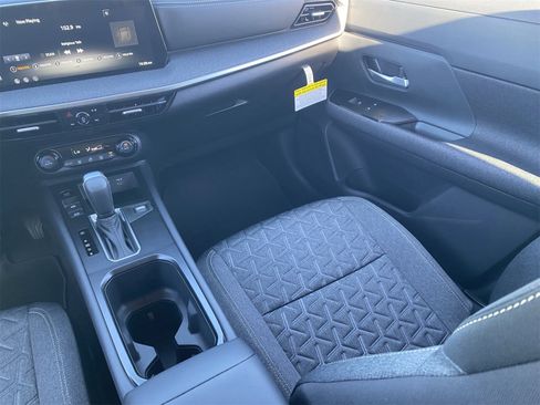 New 2026 Nissan Kicks SV image 17