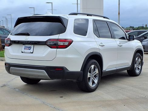 Certified 2024 Honda Pilot EX-L image 7