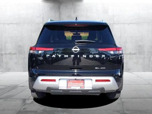Certified 2025 Nissan Pathfinder SL w/ Cargo Package AWD/4WD image 6