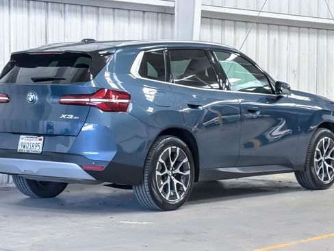 Used 2026 BMW X3 xDrive30i w/ Convenience Package AWD/4WD image 2