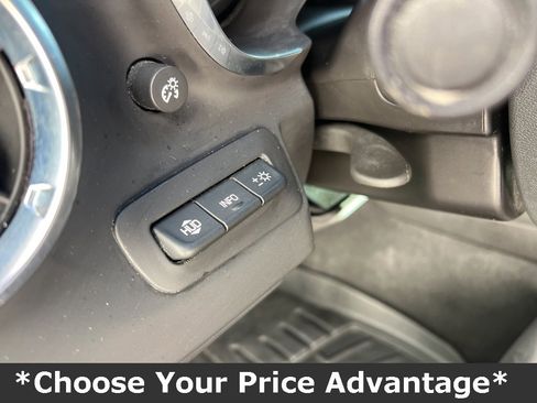 Used 2021 Chevrolet Camaro SS image 33