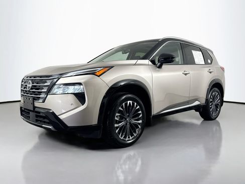 Used 2024 Nissan Rogue Platinum w/ Platinum Premium Package AWD/4WD image 45
