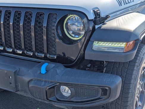 Used 2023 Jeep Wrangler Unlimited AWD/4WD image 11