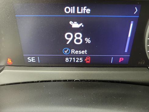 Used 2021 Cadillac XT4 Sport w/ Cold Weather Package FWD image 26