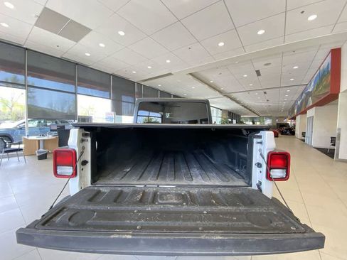 Used 2020 Jeep Gladiator Sport w/ Quick Order Package 24S AWD/4WD image 24