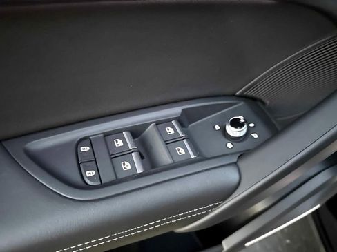 Used 2023 Audi Q5 2.0T Premium Plus w/ Premium Plus Package image 12