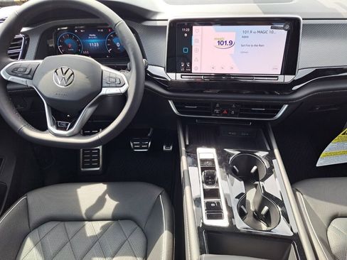 New 2026 Volkswagen Atlas Cross Sport SEL Premium R-Line image 17