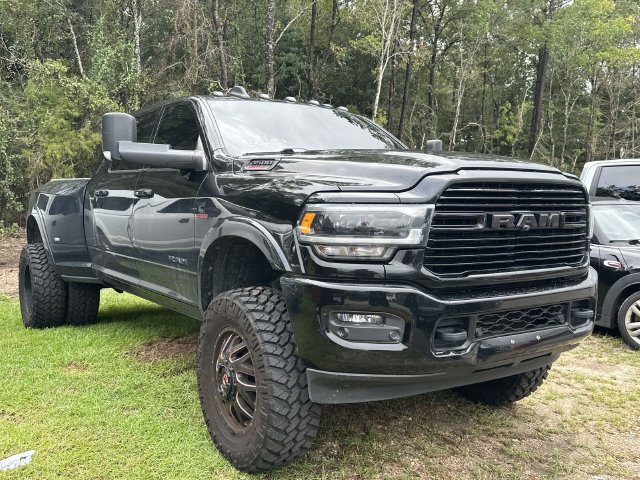 Used 2020 RAM 3500 Laramie w/ Night Edition AWD/4WD image 9