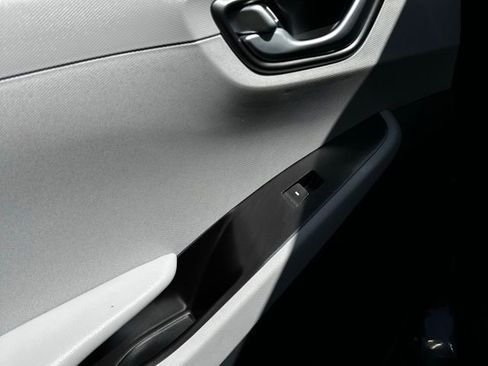 Used 2020 Hyundai Ioniq SEL FWD image 17