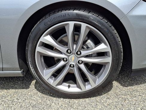 Used 2023 Chevrolet Malibu LT w/ LPO, Floor Liner Package FWD image 8