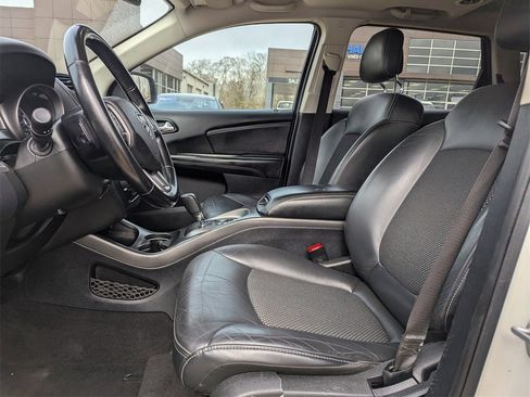 Used 2020 Dodge Journey Crossroad image 14