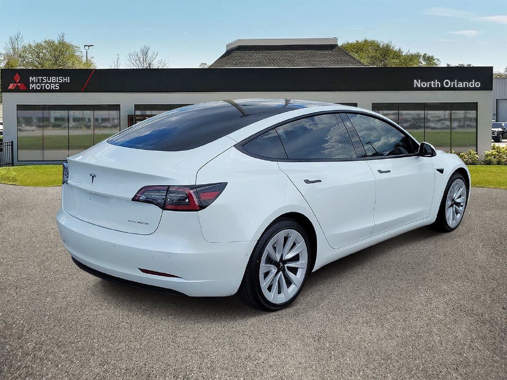 Used 2022 Tesla Model 3 Long Range AWD/4WD image 4
