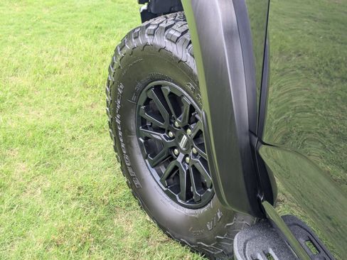 Used 2026 Ford F150 Raptor AWD/4WD image 9