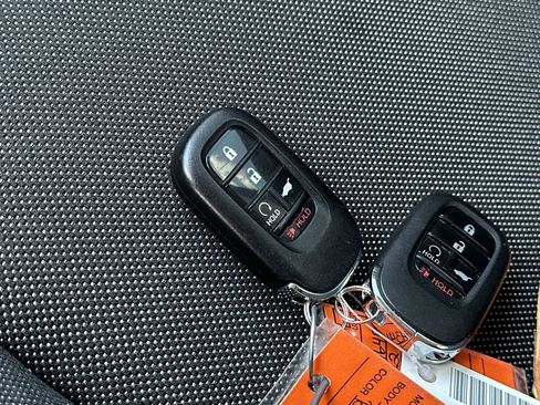 Used 2024 Honda CR-V EX image 26