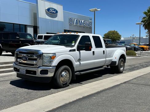Used 2016 Ford F350 XLT AWD/4WD image 2