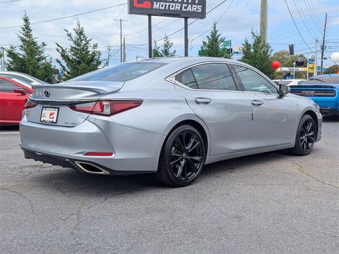Used 2022 Lexus ES 350 F Sport image 4