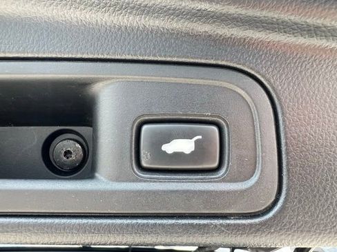 Used 2020 Honda Pilot Touring image 24