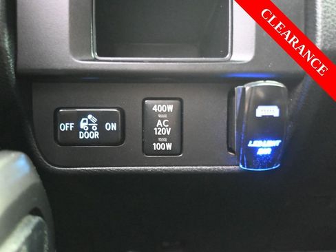 Used 2016 Toyota Tacoma TRD Sport image 24