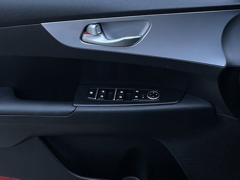 Used 2024 Kia Forte LXS image 19