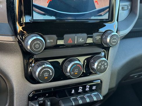 Used 2025 RAM 1500 Tradesman image 31