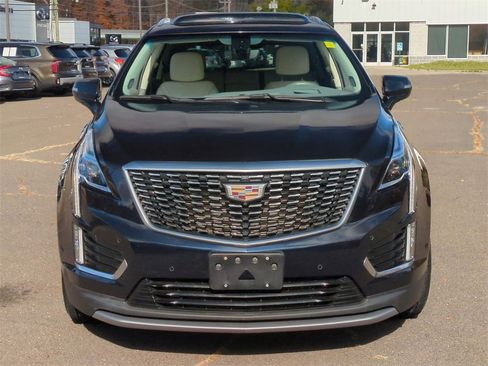 Used 2021 Cadillac XT5 Premium Luxury image 9