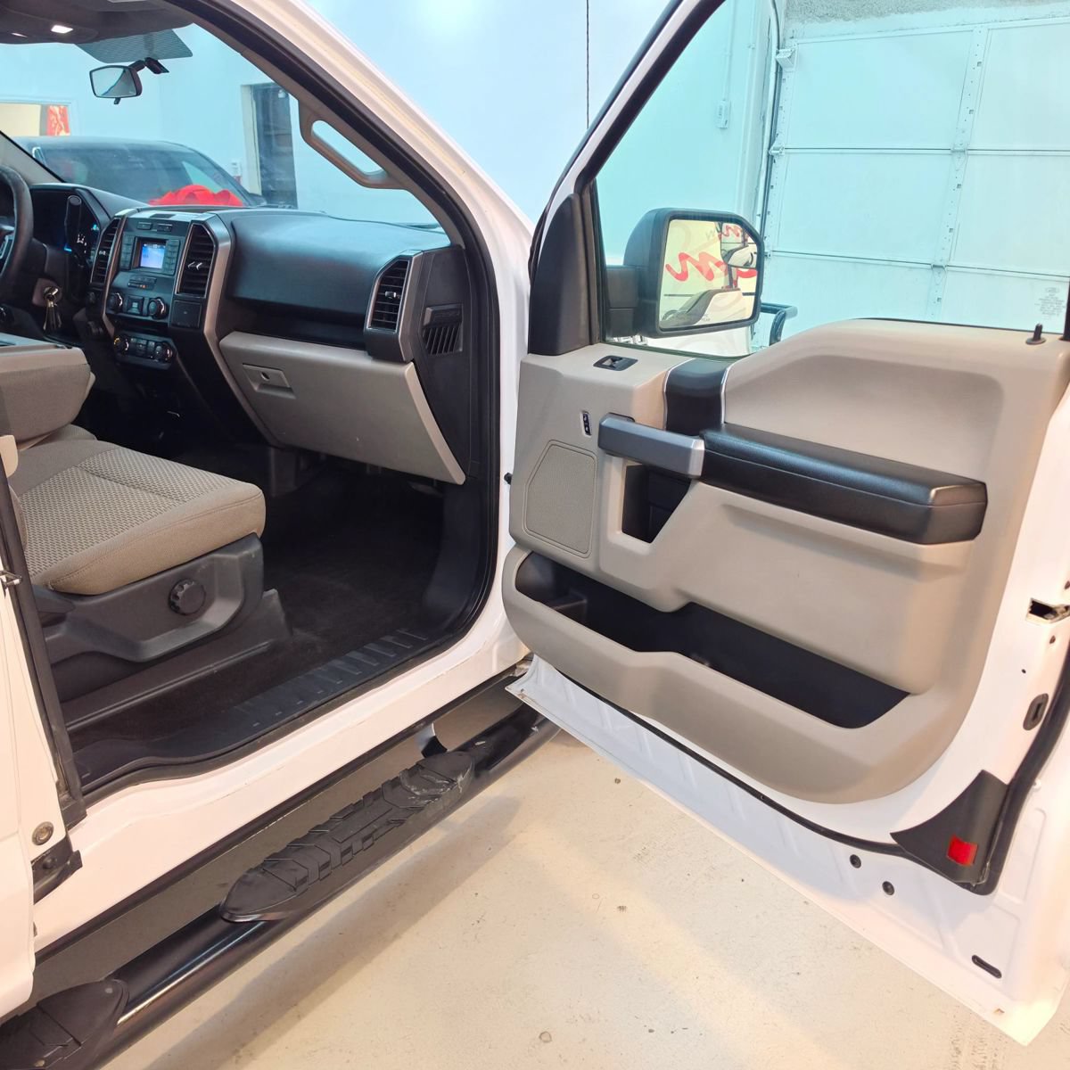 Used 2018 Ford F150 XLT w/ Trailer Tow Package AWD/4WD image 22