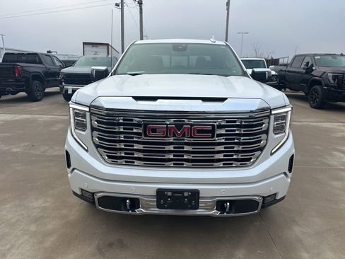 Used 2022 GMC Sierra 1500 Denali image 4