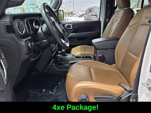 Certified 2022 Jeep Wrangler Unlimited Sahara w/ Safety Group AWD/4WD image 12