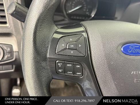 Used 2018 Ford Explorer XLT w/ Equipment Group 202A AWD/4WD image 24