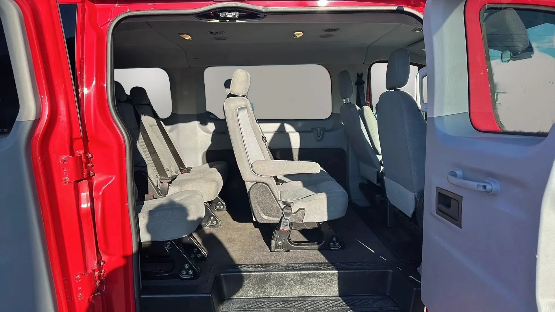Used 2015 Ford Transit 350 XLT RWD image 15