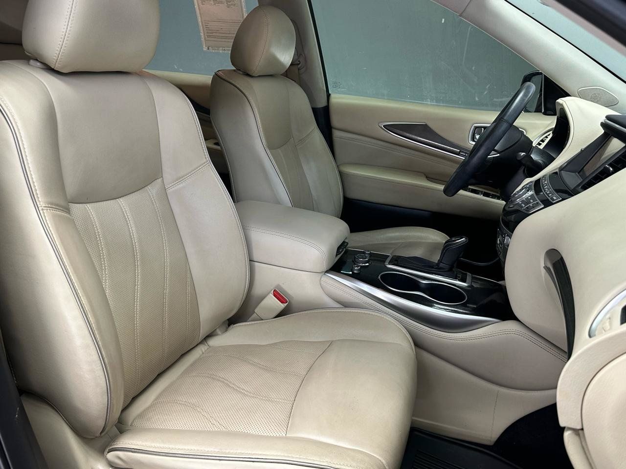 Used 2020 INFINITI QX60 Luxe w/ Essential Package FWD image 8