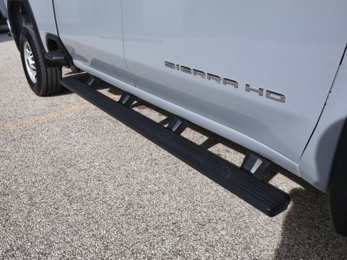 Used 2024 GMC Sierra 2500 Pro w/ 1SA Pro Safety Plus Package image 10