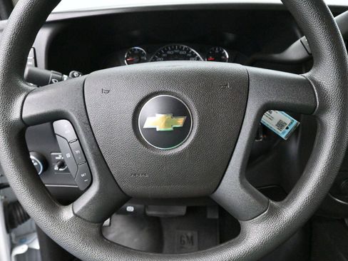 Used 2025 Chevrolet Express 3500 LS image 16
