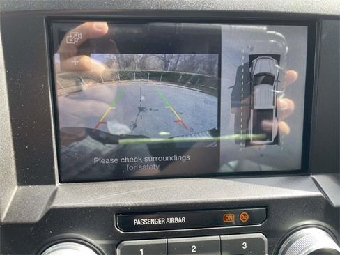 Certified 2019 Ford F350 Platinum w/ Platinum Ultimate Package image 21