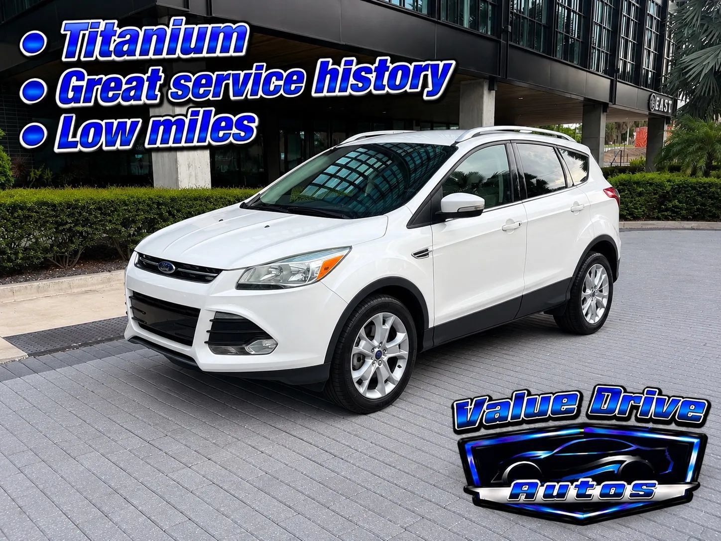 Used 2016 Ford Escape Titanium FWD image 1