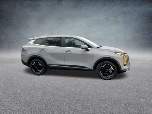 New 2026 Kia Sportage EX image 25