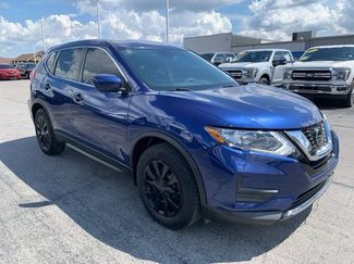 Used 2020 Nissan Rogue S image 1